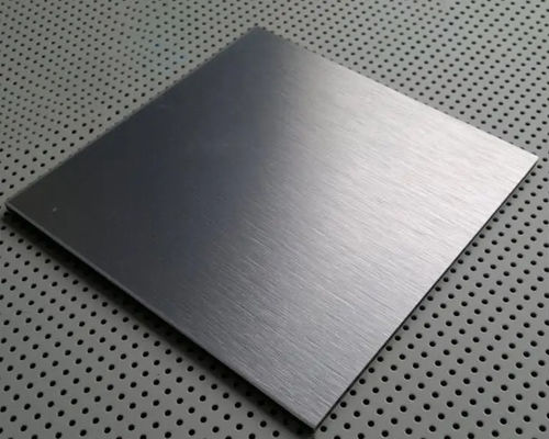 AMS 5514 ASTM A240 0,3 mm Stahlblech 305 UNS 30500 Nr. 4 Oberfläche