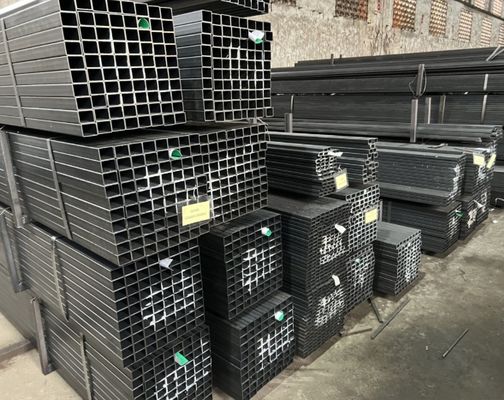 4&quot; x 4&quot; A36 Kohlenstoffstahl Rohrrohr Warmgewalzt Schweiß Quadrat Hohl Abschnitt
